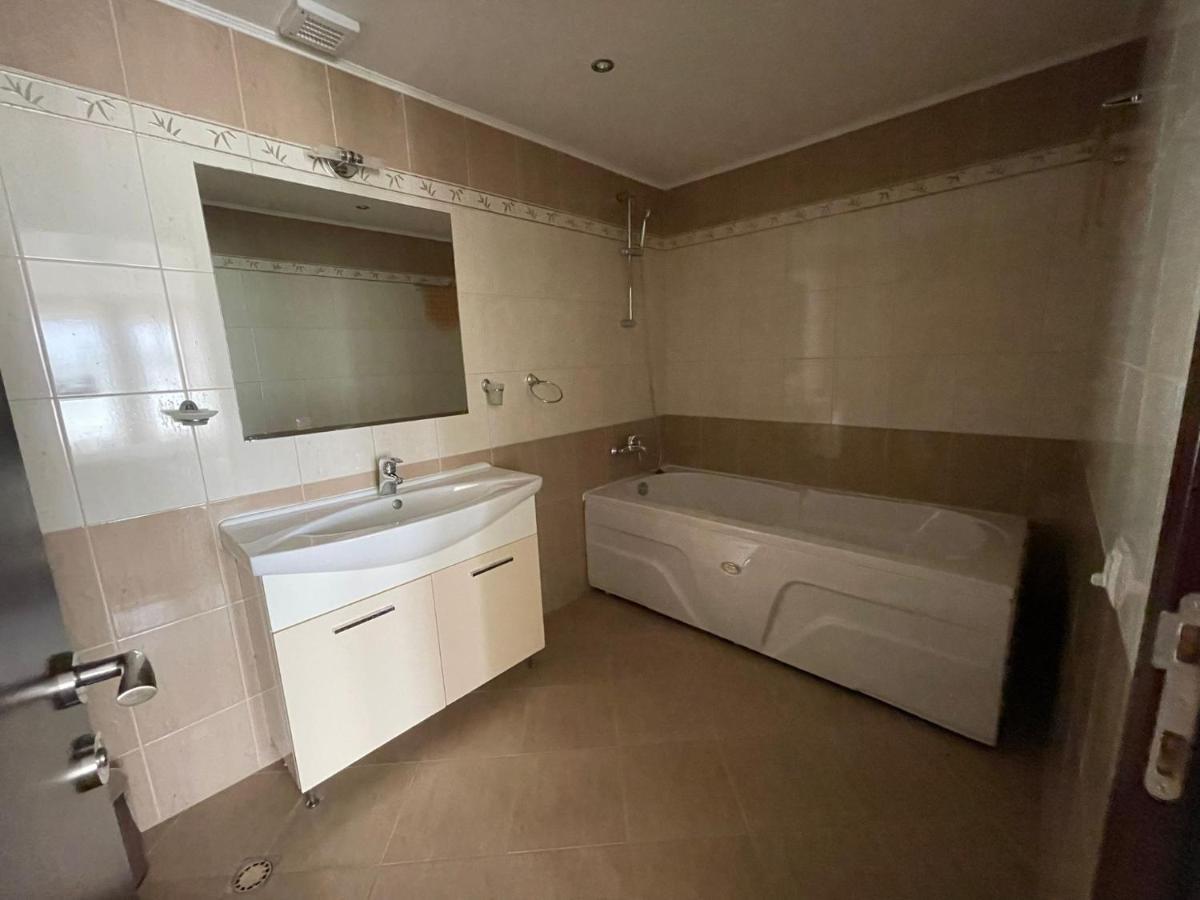Apartments In Peter House 써니비치 외부 사진